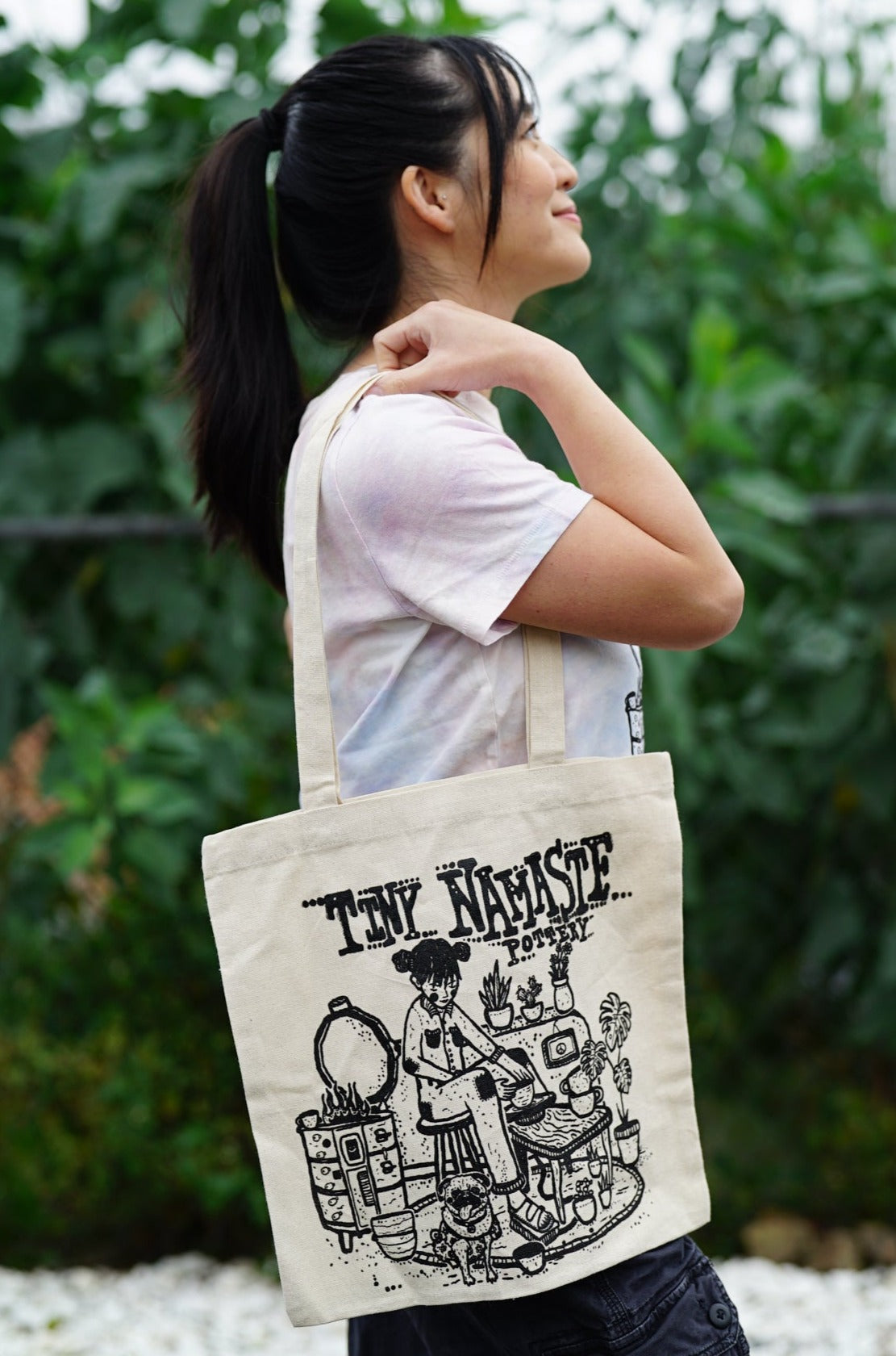Tote Bag Tiny Namaste Pottery Girl and Pug