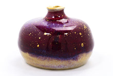 Load image into Gallery viewer, Eternal Mahal 9 Small Vase