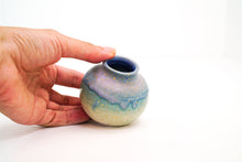 Load image into Gallery viewer, Unicorn Frost 8 Mini Vase