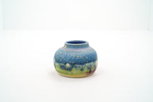 Load image into Gallery viewer, Unicorn Frost Red 10 Small Vase