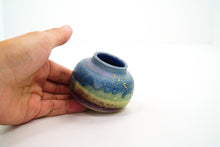 Load image into Gallery viewer, Unicorn Frost Red 10 Small Vase