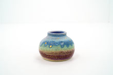 Load image into Gallery viewer, Unicorn Frost Red 11 Small Vase