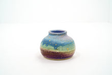 Load image into Gallery viewer, Unicorn Frost Red 11 Small Vase