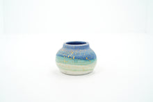 Load image into Gallery viewer, Wesley 7 Small Vase