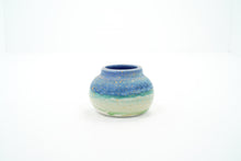 Load image into Gallery viewer, Wesley 7 Small Vase