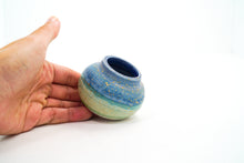 Load image into Gallery viewer, Wesley 7 Small Vase